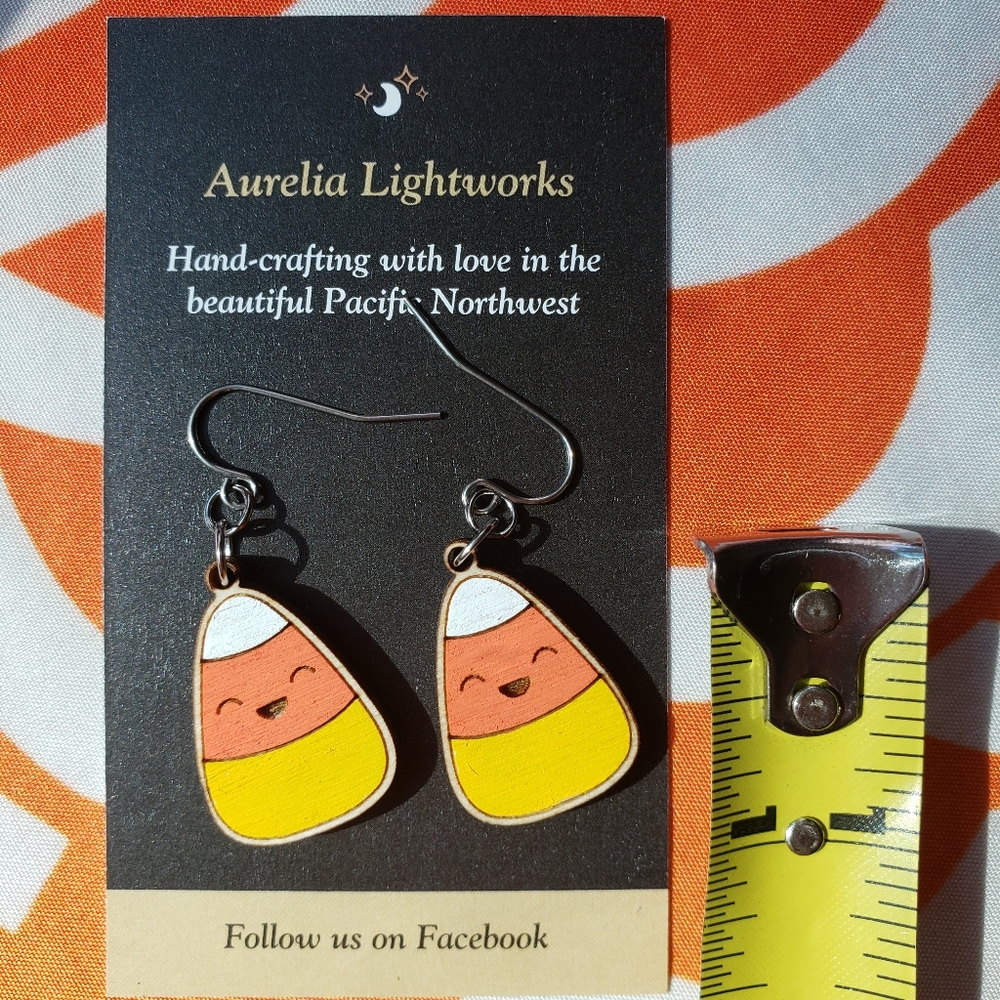 Candy corn laser cut earrings - Picture 3 of 8